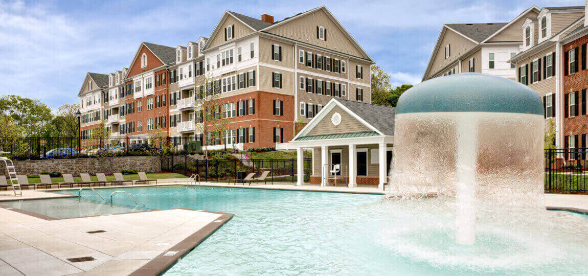 Brompton House pool with splash area